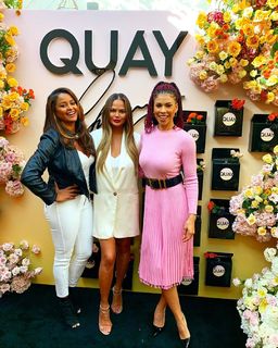 Claudia Jordan feet photo thumbnail