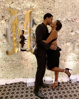 Claudia Jordan feet photo thumbnail