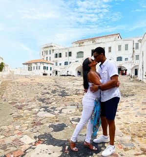 Claudia Jordan feet photo thumbnail