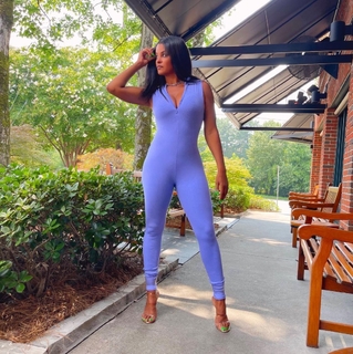 Claudia Jordan feet photo thumbnail