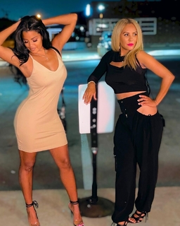 Claudia Jordan feet photo thumbnail