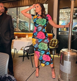 Claudia Jordan feet photo thumbnail