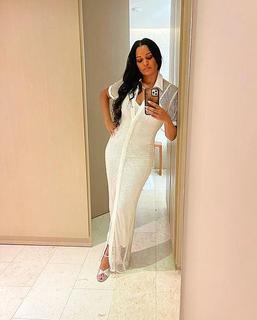 Claudia Jordan feet photo thumbnail