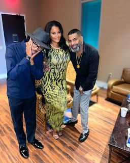 Claudia Jordan feet photo thumbnail