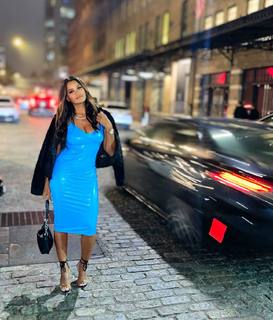 Claudia Jordan feet photo thumbnail