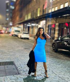 Claudia Jordan feet photo thumbnail