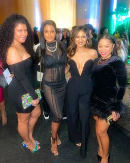 Claudia Jordan feet photo thumbnail