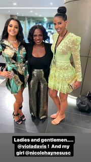 Claudia Jordan feet photo thumbnail