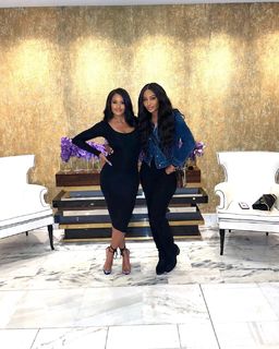 Claudia Jordan feet photo thumbnail