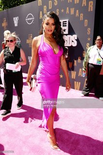 Claudia Jordan feet photo thumbnail