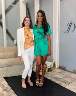 Claudia Jordan feet photo thumbnail