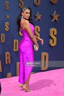 Claudia Jordan feet photo thumbnail