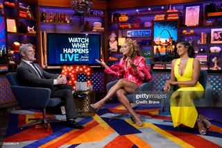 Claudia Jordan feet photo thumbnail