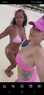 Claudia Jordan feet photo thumbnail