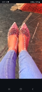 Claudia Jordan feet photo thumbnail