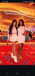 Claudia Jordan feet photo thumbnail