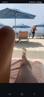 Claudia Jordan feet photo thumbnail