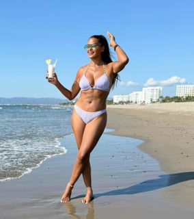 Claudia Jordan feet photo 7