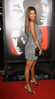 Claudia Jordan feet photo thumbnail