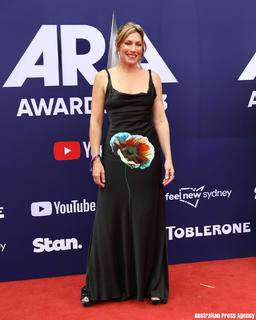 Claudia Karvan feet photo 1
