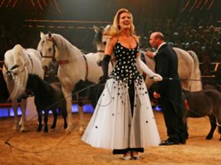 Claudia Kleinert feet photo 3