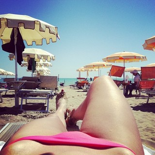Claudia Lagona feet photo 20