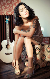Claudia Lagona feet photo 13