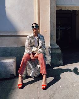 Claudia Lagona feet photo 3
