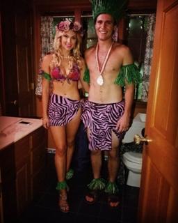 Claudia Lee feet photo 1