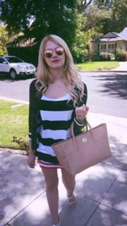 Claudia Lee feet photo 6