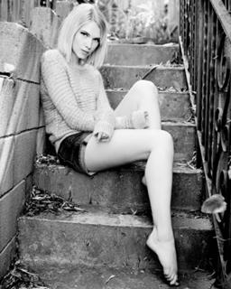 Claudia Lee feet photo 4