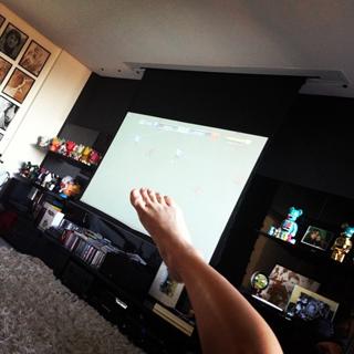 Claudia Leitte feet photo thumbnail