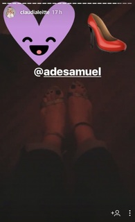 Claudia Leitte feet photo thumbnail