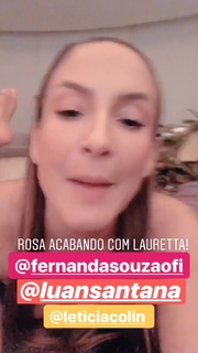 Claudia Leitte feet photo thumbnail