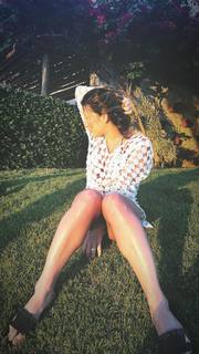 Claudia Leitte feet photo thumbnail