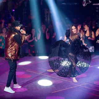 Claudia Leitte feet photo thumbnail
