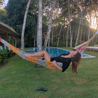 Claudia Leitte feet photo thumbnail