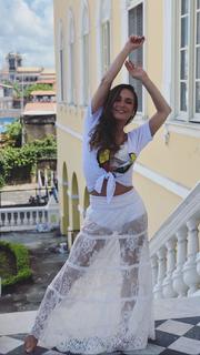 Claudia Leitte feet photo thumbnail