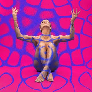 Claudia Leitte feet photo thumbnail