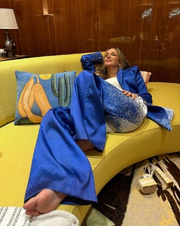 Claudia Leitte feet photo thumbnail