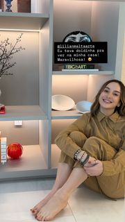 Claudia Leitte feet photo thumbnail