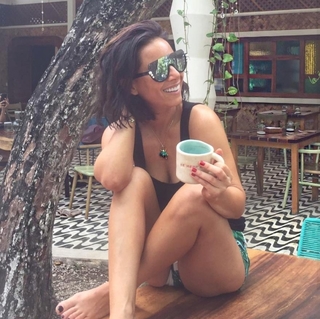 Claudia Lizaldi feet photo thumbnail