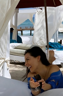 Claudia Lizaldi feet photo thumbnail
