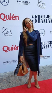 Claudia Lizaldi feet photo thumbnail