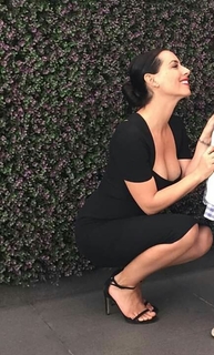 Claudia Lizaldi feet photo thumbnail