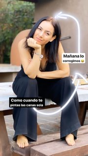 Claudia Lizaldi feet photo thumbnail