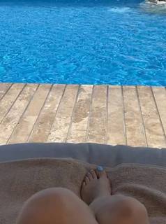Claudia Lizaldi feet photo thumbnail