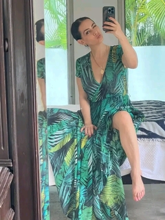 Claudia Lizaldi feet photo thumbnail