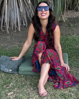 Claudia Lizaldi feet photo thumbnail
