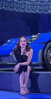 Claudia Lizaldi feet photo thumbnail